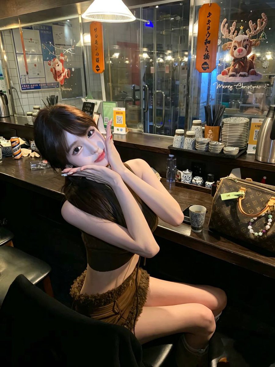 坐标:北京

🦋04林幼初 176D 
 零整容 纯天然
🎀  瑜伽持证，爵士舞
气质极佳 S小蛮腰   前凸后翘
性格温柔 服雾态度好 皮肤雪白
🌟你的五星女友体验

•唯一客服:https://t.co/BAjM2lyn0g
•永久Q：1376434946
•与你Id：laohuyuehui https://t.co/IqVWBLquhi