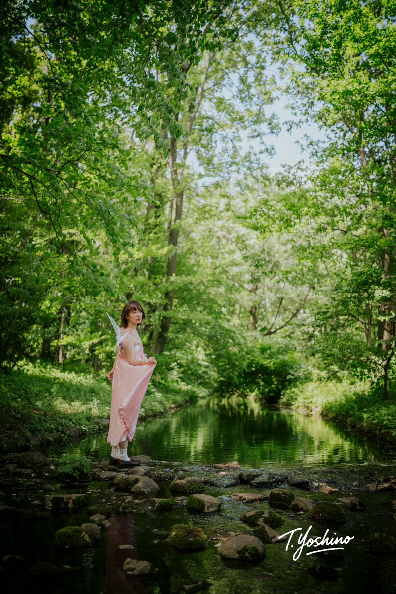88n's tweet photo. 神代植物公園で撮影したポートレート。

森の中の小さな水辺で、光が差し込む瞬間を待ちながら撮影しました。
水面の反射や木漏れ日がとても綺麗で、静かな空気に包まれた時間でした。

#神代植物公園
#ポートレート
#portraitphotography
#ファンタジーポートレート
#sel3514gm 
#Sony
#α7v https://t.co/HBTknJhpPh