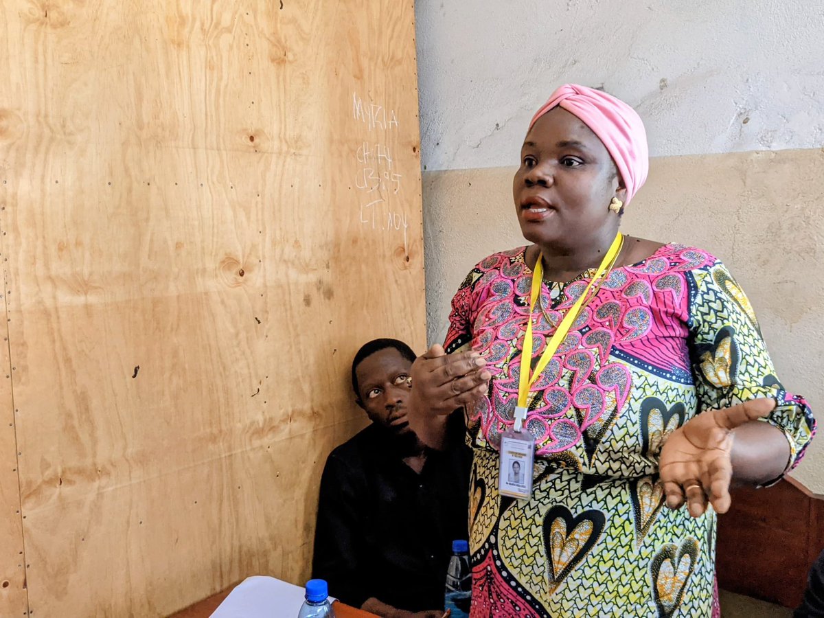 synergie_FPS's tweet photo. Renforcer la participation des femmes aux processus de paix est une nécessité.
À Goma au NK, la SFPS a réuni des acteurs clés pour réfléchir aux stratégies visant à faire entendre davantage la voix des femmes dans la médiation et la paix.✍🏾
Un appui financier  de @CanadaRDC 🤝 https://t.co/GmycSBurpb
