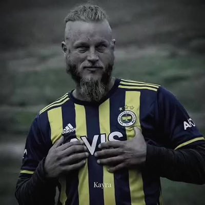 Lulu O tweet media