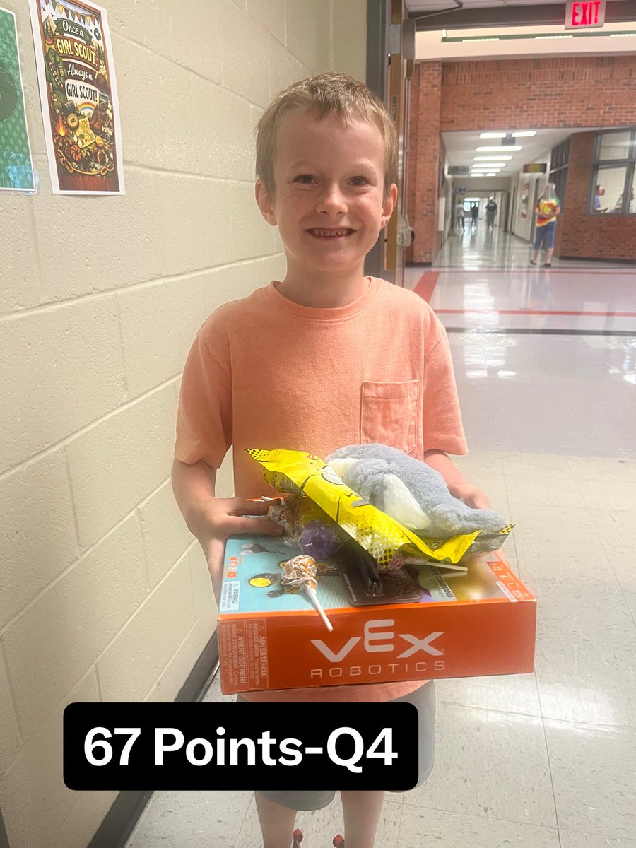 Onceuponadowdy's tweet photo. Last AR store for this school year! So proud of all of the kiddos! AR Olympics for grades 1-5 was a huge success! Readers Are Leaders in every way!  @NewtonCoSchools @LiamRenlearn @OHES_Covington @E3TechGirl @Lori_McGovern @shebriej https://t.co/jU9inI79QR
