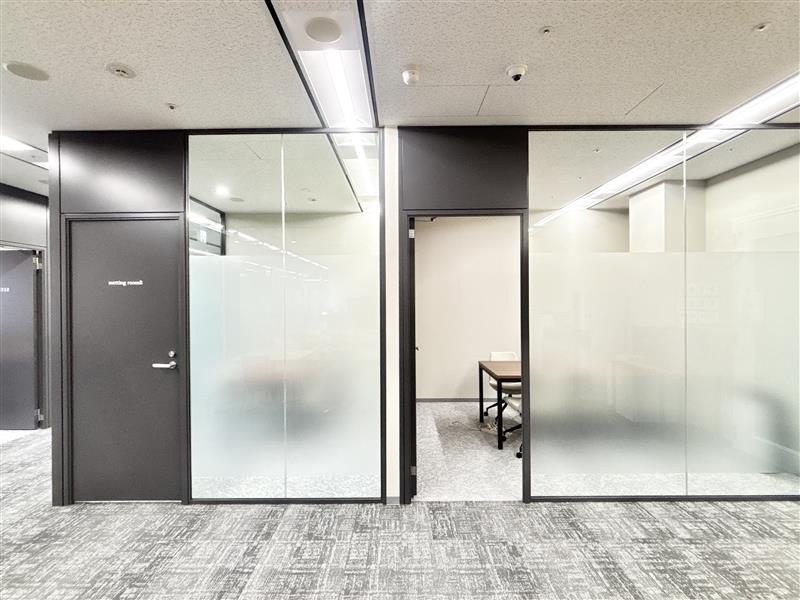 justfitoffice's tweet photo. 🆕新着オフィス情報
ファビット(fabbit)大阪梅田

大阪市北区
東梅田駅徒歩1分,梅田駅徒歩2分,大阪駅徒歩3分

✅2～12名用完全個室(施錠可能)
✅24時間利用可
✅TKP会議室利用可
✅受付スタッフ常駐

▼詳細はこちら
https://t.co/f8Q8Fs50fU

#レンタルオフィス #オフィス移転 #JustFitOffice https://t.co/qreI9AEnRb