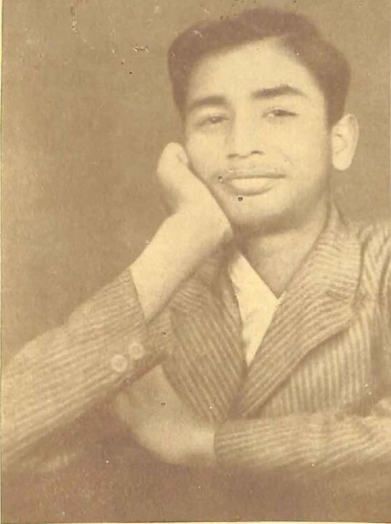 sidsengupta's tweet photo. কবির প্রয়াণ দিবসে রাজ্য সরকার ঘোষণা করুক যে ভূতপূর্ব সরকারের বাদ দেওয়া কবিতাগুলি তারা আবার পাঠ্যপুস্তকে ফিরিয়ে আনবে। সেটাই হবে কবির প্রতি যোগ্য সম্মান প্রদর্শন। https://t.co/BFtidJiXIL