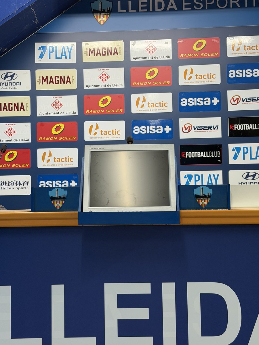Lleida CF tweet media