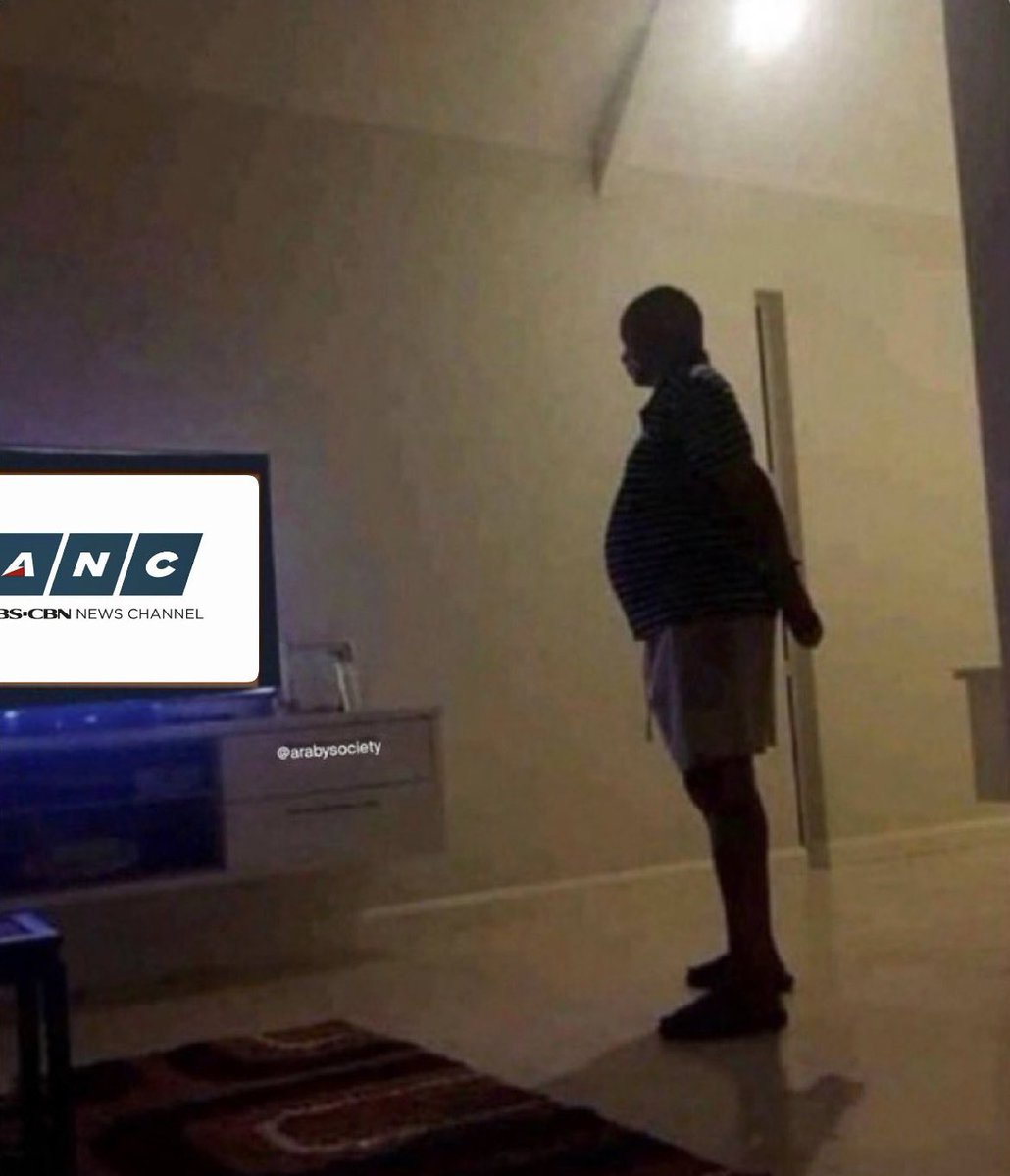mvn_dn's tweet photo. me monitoring the situation https://t.co/FMU4fai8oV