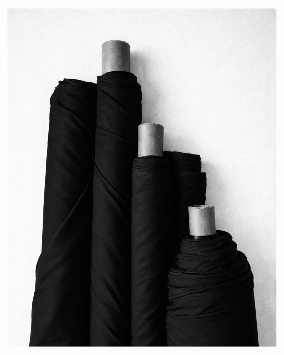AuSeventy_nine's tweet photo. The architecture of a perfect garment starts from an excellent yarn: our Mercerized Cotton.
—
L’architettura di un capo perfetto parte da un filato d’eccellenza: il nostro Cotone Mercerizzato.
#aurumseventy_nine #fabric #madeinitaly #tshirts #mercerizedcotton https://t.co/GOvkAmNKBs