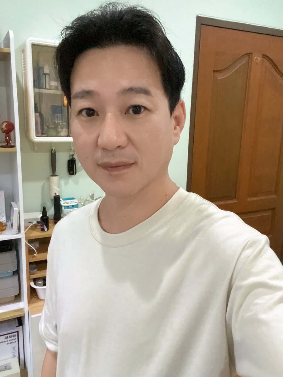 SPateepawa67776's tweet photo. @CheeseSayyy เป็นชายเดี่ยวอายุ 45 อยู่สมุทรปราการครับ https://t.co/Ld7k6a8Hhw