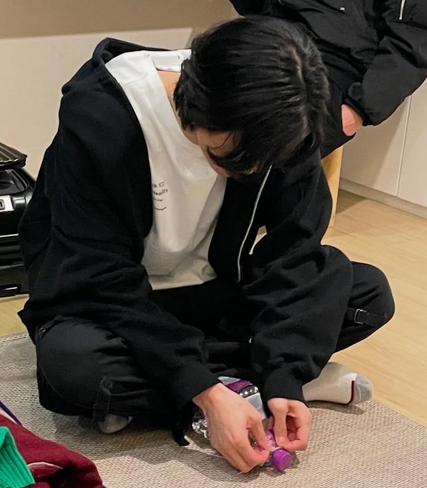 원 tweet media