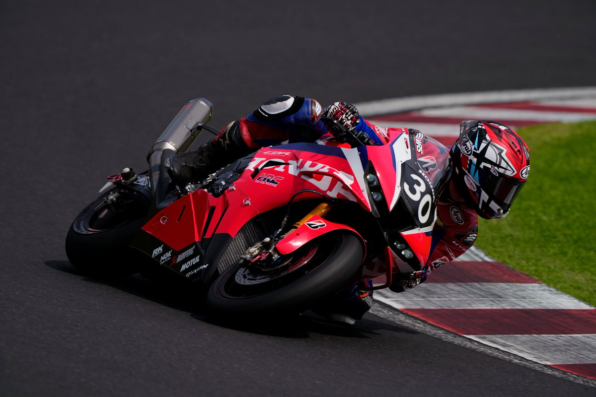 suzuka_event's tweet photo. 「"コカ・コーラ" 鈴鹿8耐 第47回大会 鈴鹿主催テストセッション」へご来場＆YouTube Liveをご視聴いただきありがとうございました。

次回8耐マシンが見られるのは、いよいよ本戦🔥
7月3日(金)～5日(日)は鈴鹿サーキットへ‼️

▼鈴鹿8耐WEBページ
https://t.co/A6QYL65dn0
#鈴鹿8耐 https://t.co/Jmditk6dEv