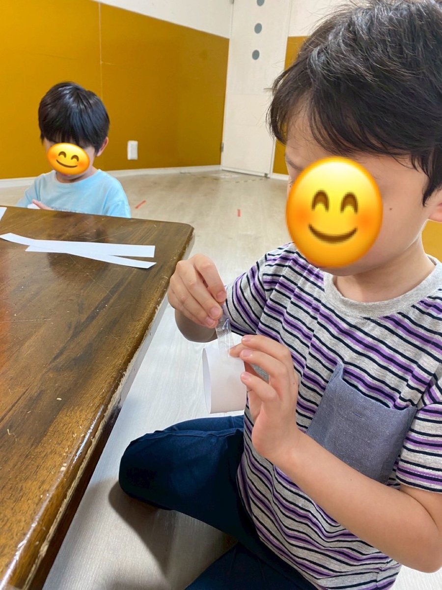 firstdream_11's tweet photo. 🍀南篠崎教室🍀
2026.5.13(水)
〜空飛ぶ割り箸〜
テーマは「遊ぶ物を自分で作る」でした。
自分で工夫して作ることで「考える力」を育みながら「遊ぶ楽しさ」をより一層感じられる良い機会となりました♪

▽ファーストシーンドリームの詳細はこちら！
https://t.co/CPMWTHWgru

#放デイ #ADHD  #思考 https://t.co/piXkrzCWs7