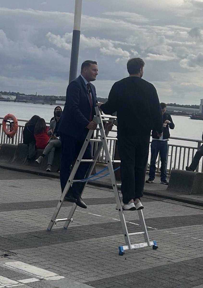 eyuplovely's tweet photo. JUST IN: Health Secretary Wes Streeting has erected a twin-step ladder outside Parliament and informed colleagues he intends to jump off face first if he is not appointed Prime Minister by lunchtime. https://t.co/bIaMQivnAb