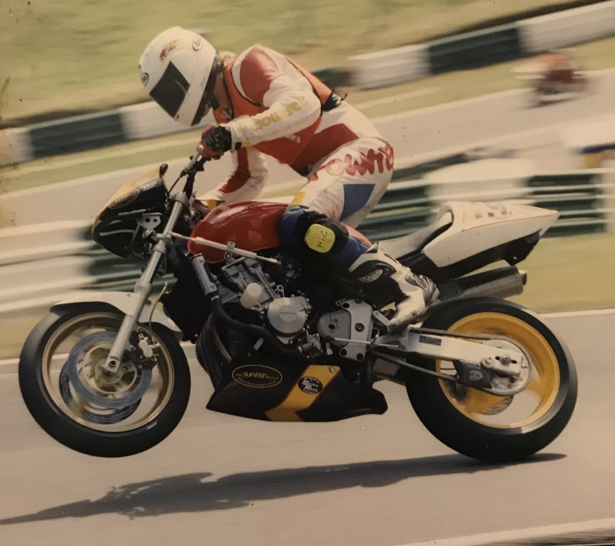 Lintinracing's tweet photo. #wheeliewednesday back in 2006 where the racing journey started in the Honda Hornet Cup 😎 #neweraclub #hornetcup #novice https://t.co/W17lJIy6yN