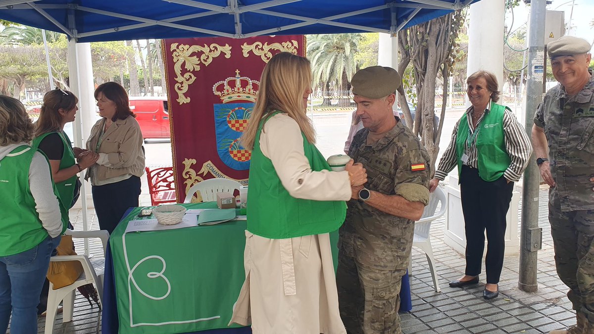 COMGEMEL_ET's tweet photo. El #RAMIX32 colaboró en apoyo a la lucha contra el cáncer, reafirmando el compromiso de la Unidad con la sociedad y su cercanía a quienes afrontan cada día esta enfermedad.
#COMGEMEL
@MCANA_ET
@EjercitoTierra https://t.co/lhF0Rz8L2J