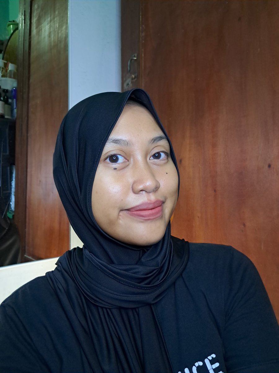 sindi tweet media