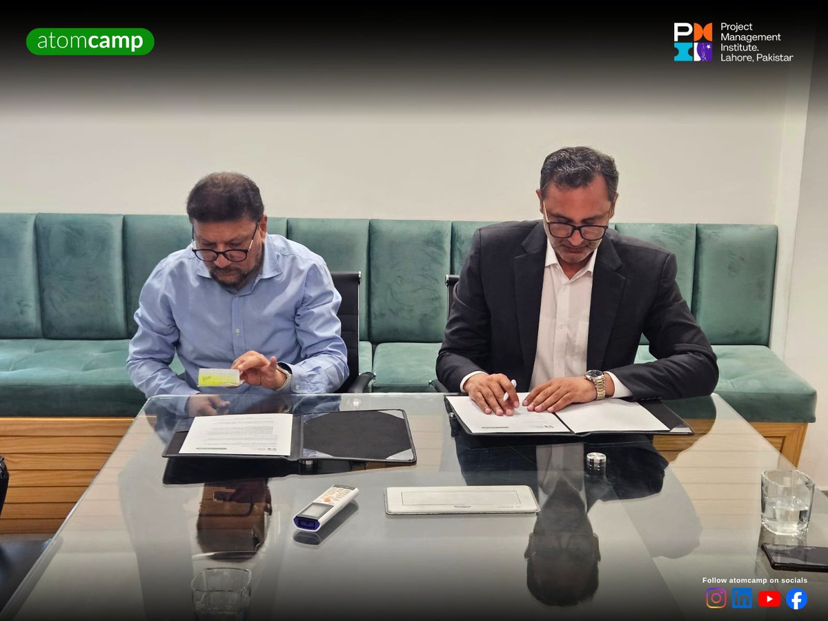 atomcamp tweet media