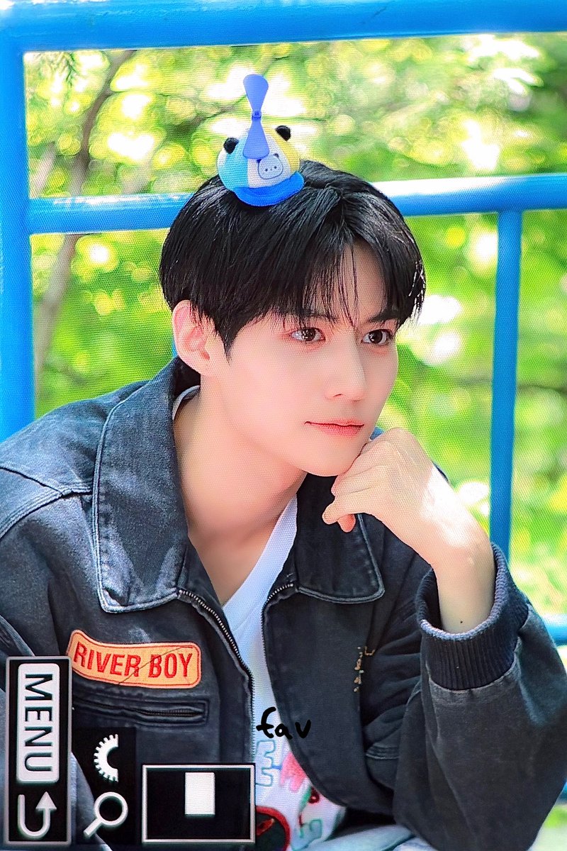 myfavsideof's tweet photo. 260513

#루네이트 #LUN8 #이안 #IAN #노성철 https://t.co/mkzYM7MxNP