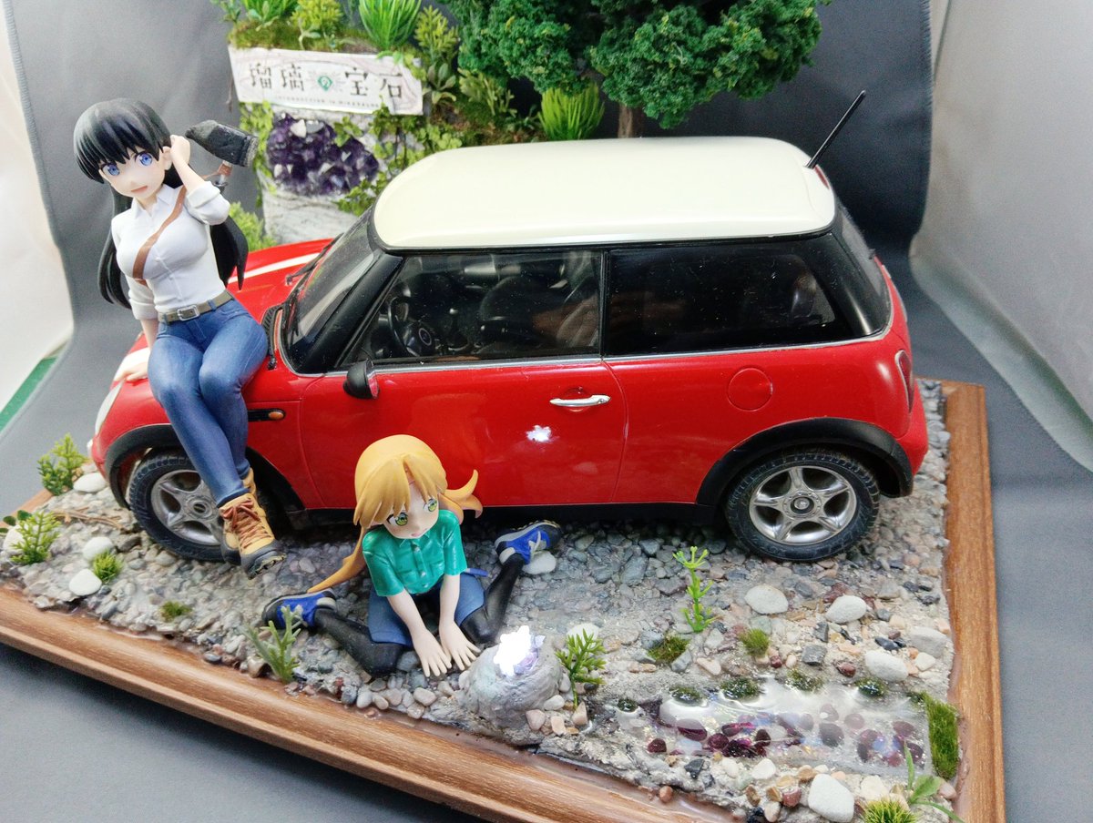 ジオラマケースミニクーパー２台★女王陛下の００７　養蜂家のミニバン　ローバーミニ 静岡ホビーショーお品書き、 その2.去年の人気TVアニメ. 瑠璃の宝石