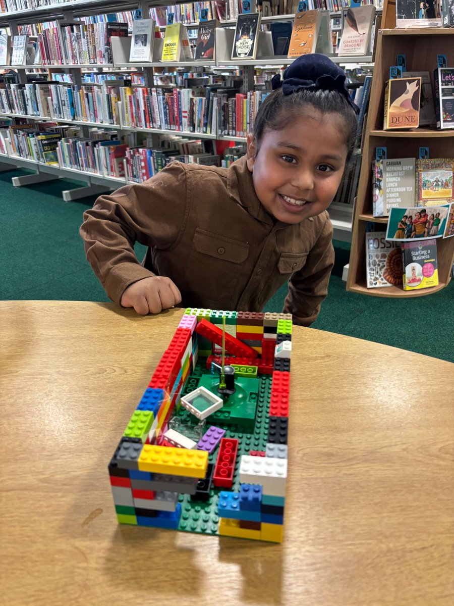 Trafford Libraries tweet media