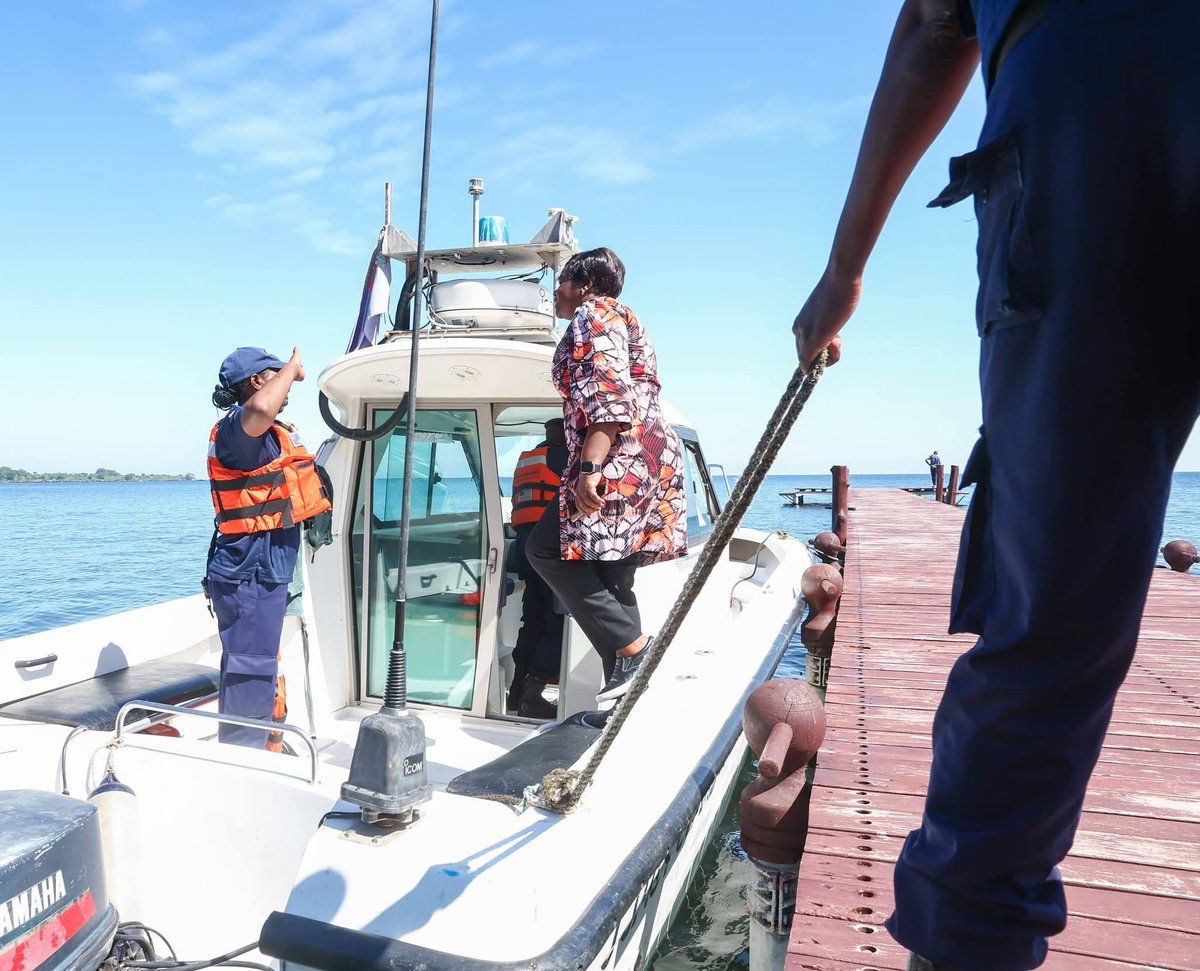 gladyswanga's tweet photo. On a cruise to Mfangano Island. Awivuang'ano, tuuza! https://t.co/sAtlezNM7s