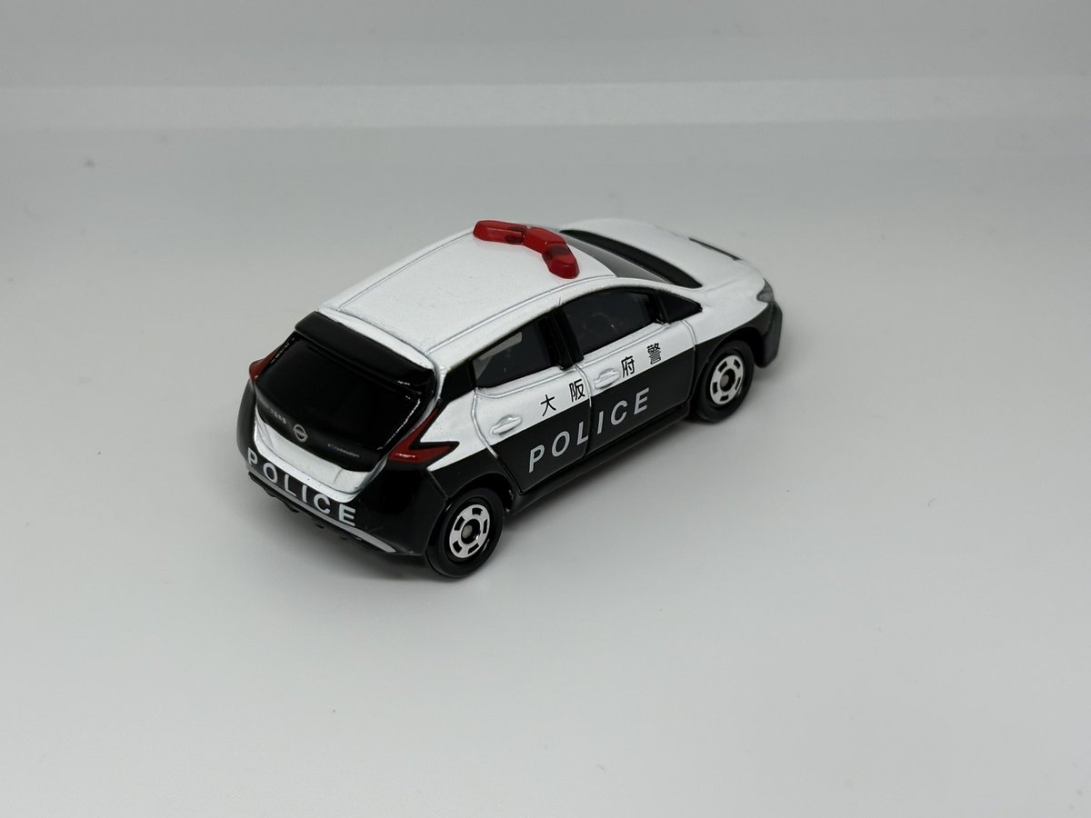 トミカ 大阪府警オリジナルトミカ第5弾❗️ 日産リーフパトロールカー