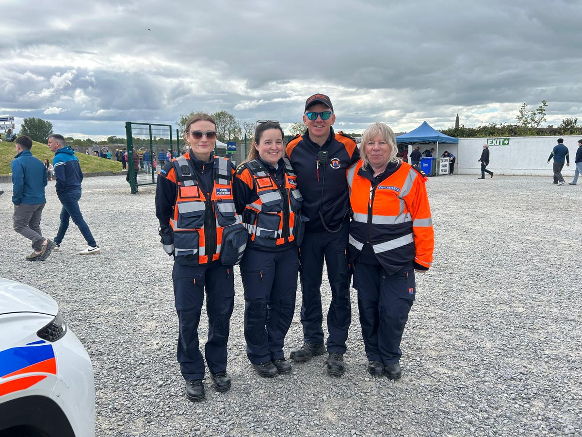 Roscommon Civil Defence tweet media