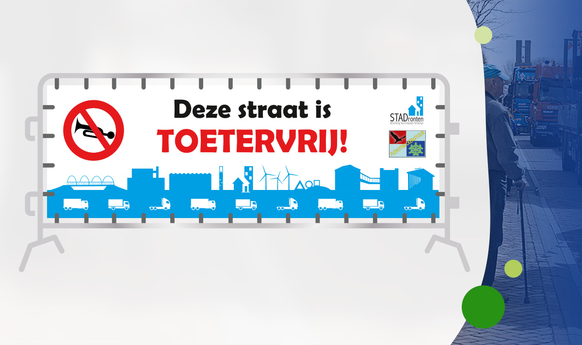 endlessdronten's tweet photo. Voor @stadronten hebben wij een spandoek mogen maken voor de Flevotruckerstour, de organisatie kon elkaar namelijk niet altijd verstaan #toeteren #truckerstour #dronten #koningsdag https://t.co/8bd4eheVoQ