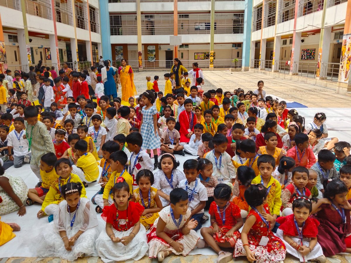 bbitschool's tweet photo. 🌸 Rabindra Jayanti Celebration at BBIT Public School 🌸
Our little stars from Nursery to Class III beautifully celebrated Rabindra Jayanti with dance, music, poetry, and vibrant performances filled with joy and enthusiasm. 🎶✨ https://t.co/HG0WxqCGsu