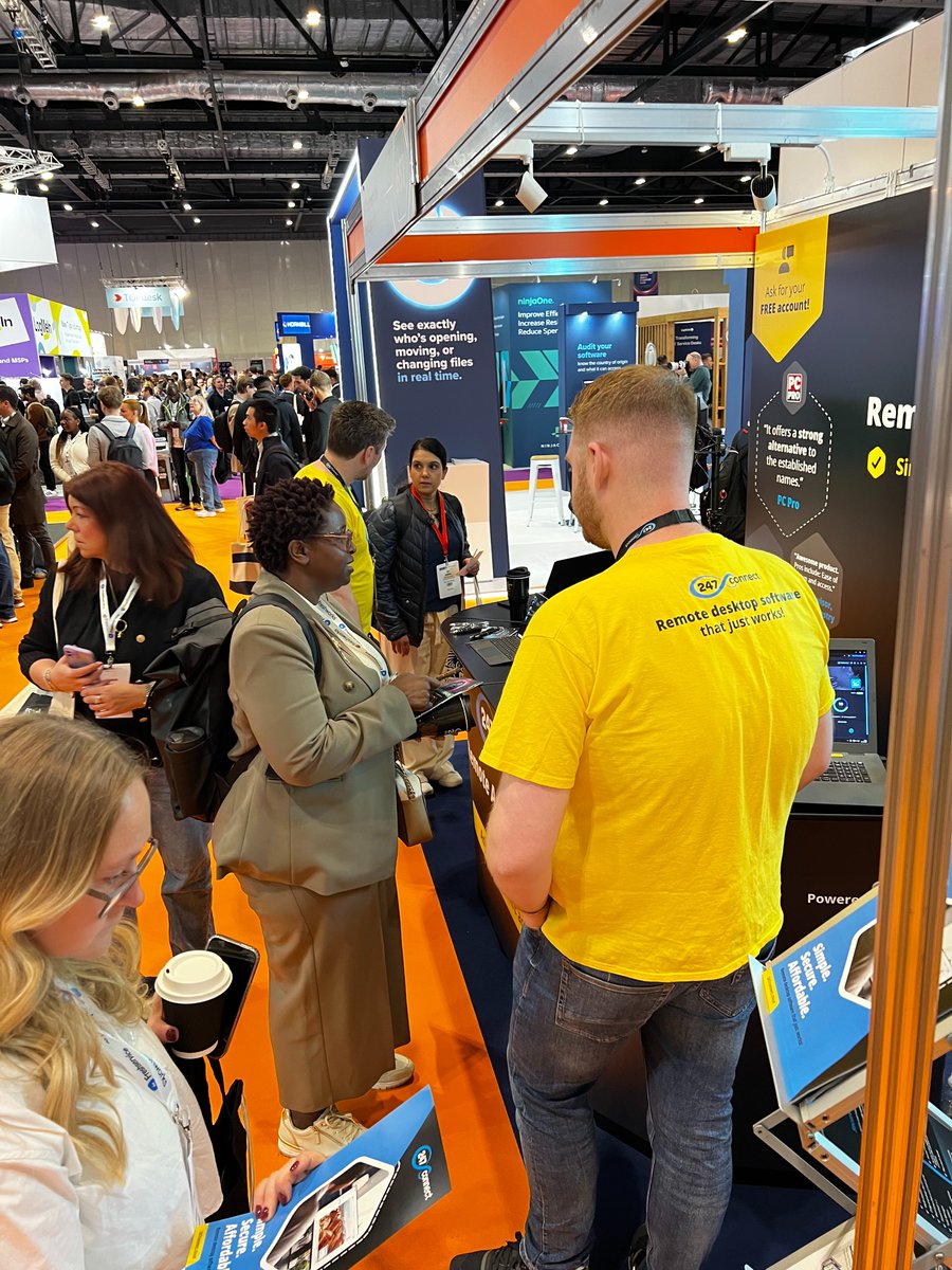 247connectcloud's tweet photo. A busy stand is what we like to see! #SITS26 #RemoteAccess https://t.co/DDOmMbepjX