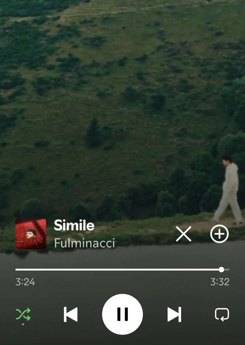Vinzzz0406's tweet photo. Questa canzone non la supererò mai.
#fulminacci #simile https://t.co/C4kIodBUyw