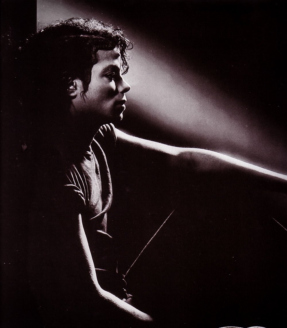 MJ Chart Data tweet media