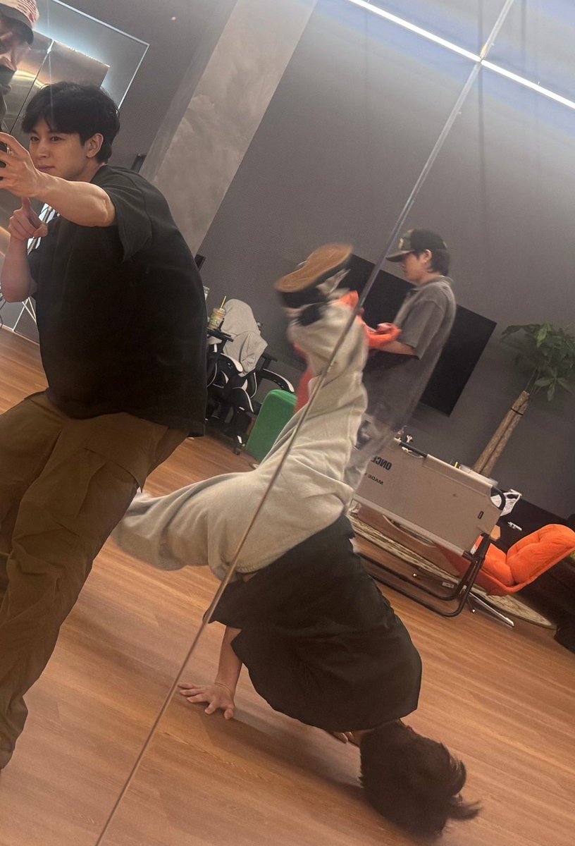 하미 tweet media