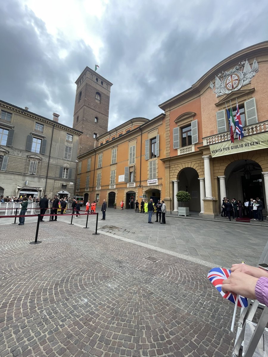 Irishsara1980's tweet photo. Front row 🥳 
#PrincessOfWales #RoyalVisitItaly https://t.co/sEqGbG0bXO
