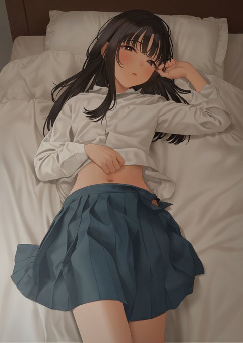 「最近筋トレしてお腹引き締まったんですよ,触ってみます?」  差分 