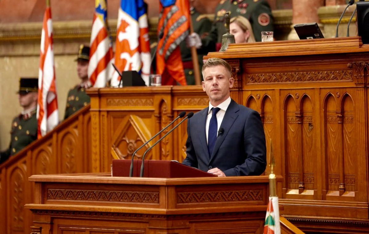 LANDECK_D's tweet photo. 🇭🇺 Yesterday, the new #Hungarian government ministers took their oath in #Parliament and today is their first day in office. The #cabinet is led by #PrimeMinister Péter Magyar and Anita Orbán is the Minister of Foreign Affairs &amp; Deputy Prime Minister @magyarpeterMP @_OrbanAnita https://t.co/GI1gYBMjI6