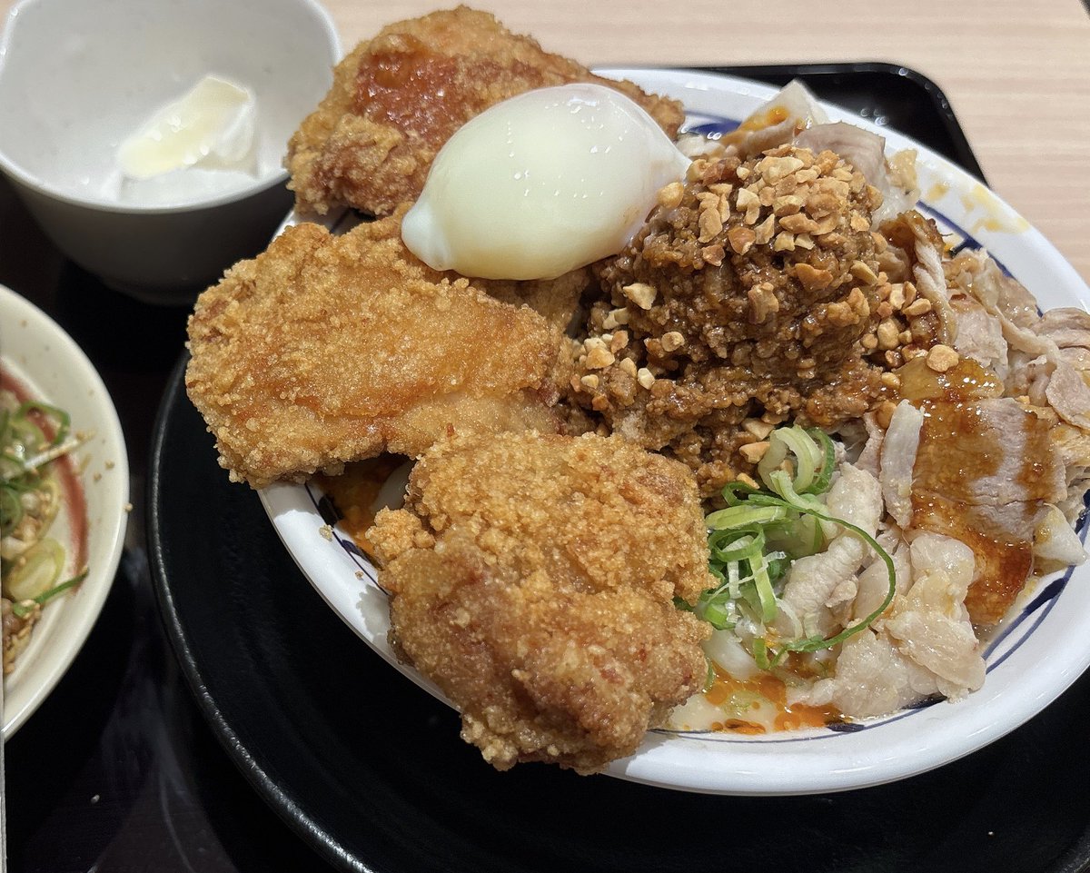 粗悪な画廊 tweet media