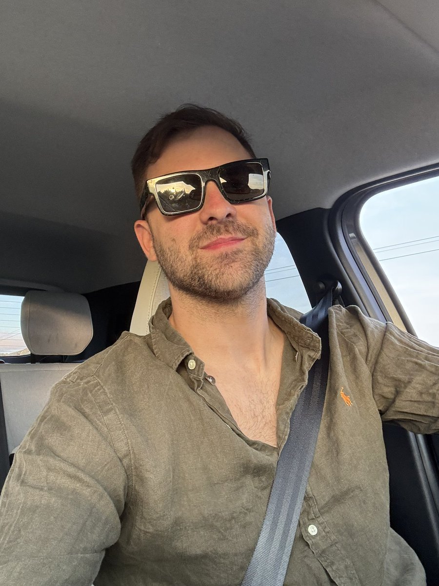 nachobiosca's tweet photo. Days off to recharge 🔋 😎 🏝️ https://t.co/xJBnNcZvAb