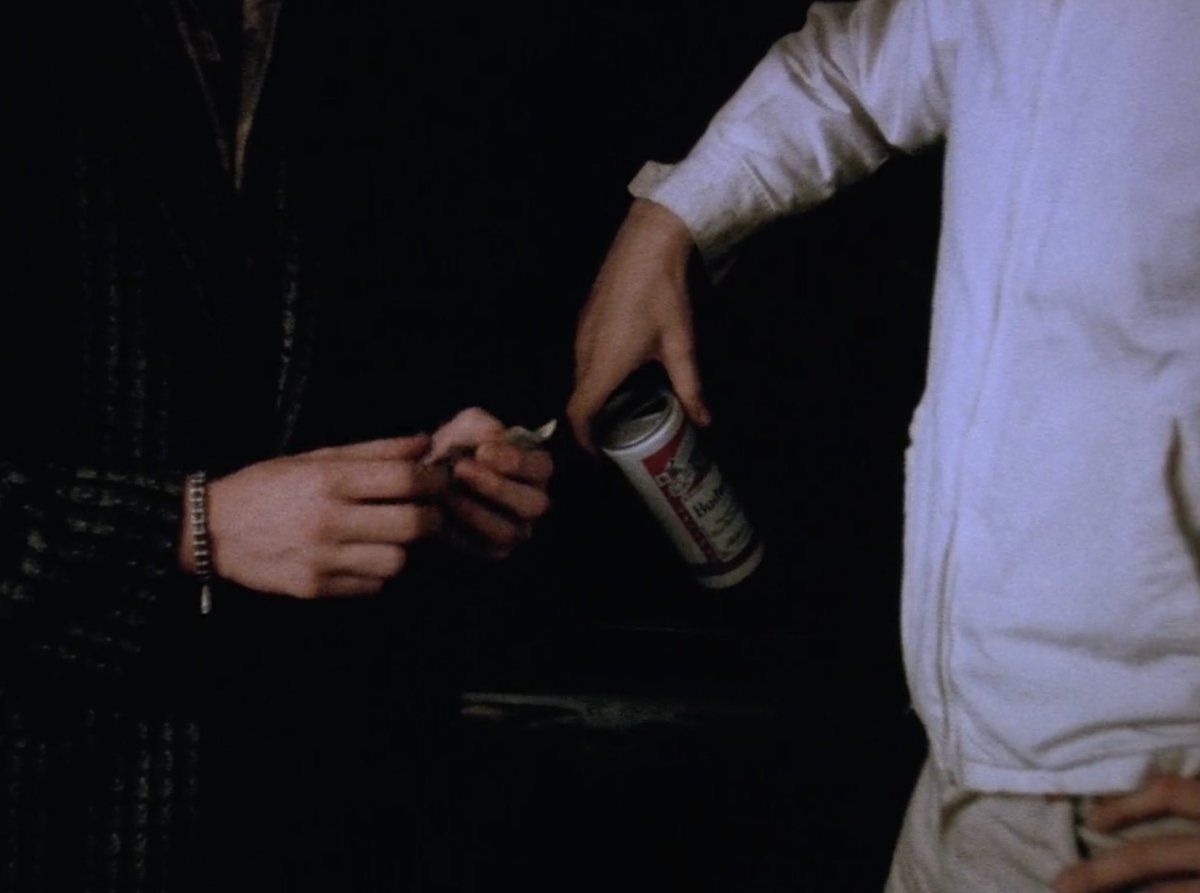 Vlasuhiro's tweet photo. in Jim Jarmusch films phase, again https://t.co/NZQcvL0Lmx
