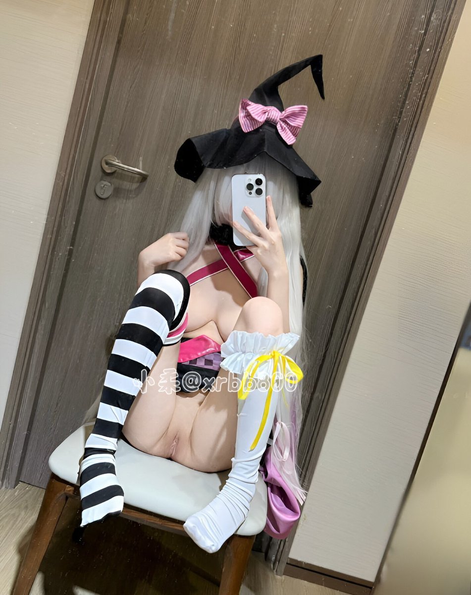 喜欢吗 故意给你看的
#扮演 #可爱 #反差 

@fulishequ

 @fuligc 

@youluo09 https://t.co/5LGkAMxzt4