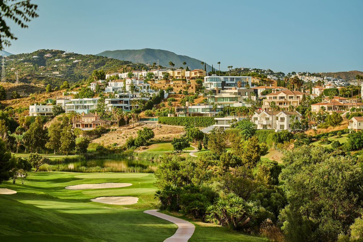 Destination Golf tweet media