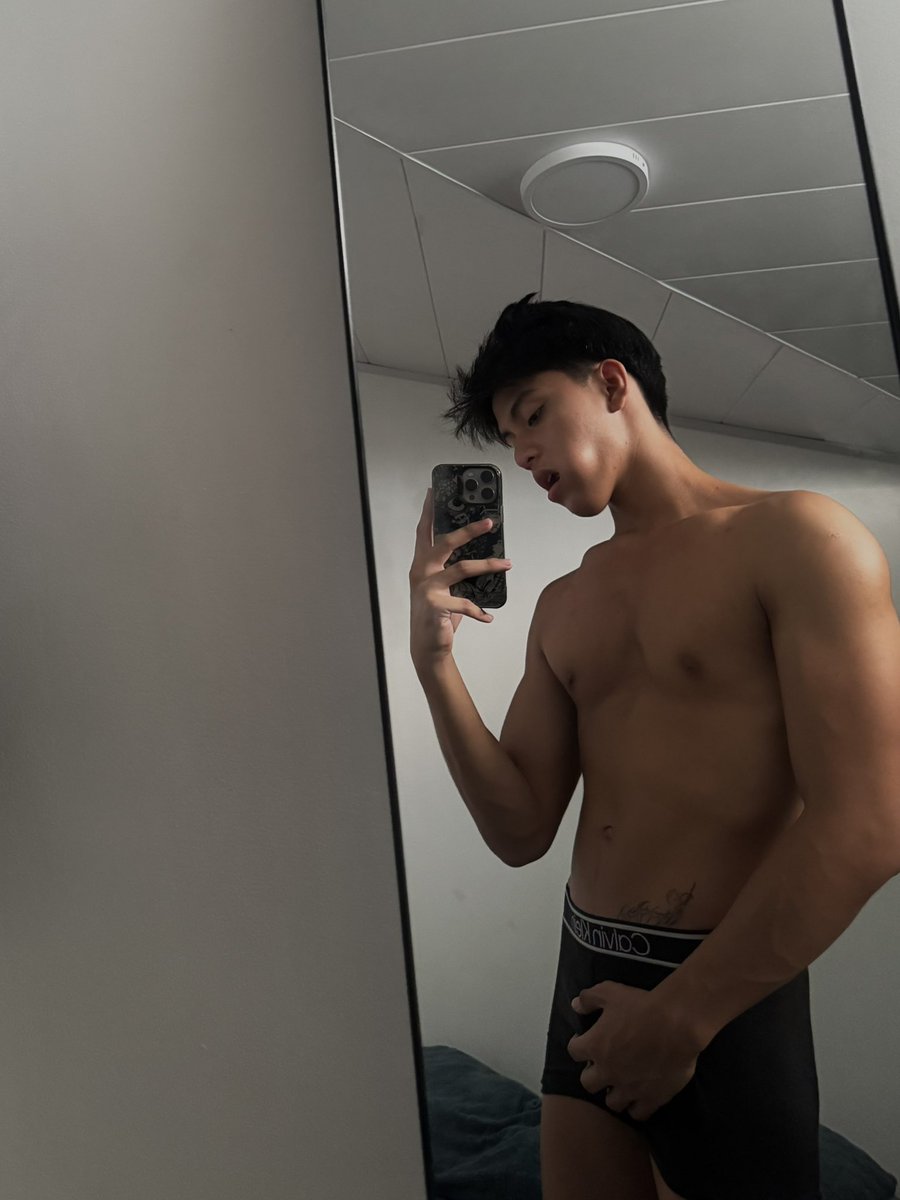 zuurin_'s tweet photo. a lil musky

https://t.co/UvftxsN6j9 https://t.co/hwXNhUy9dM