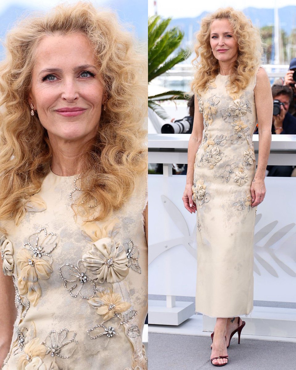 _filmcrave's tweet photo. Gillian Anderson at the photocall for ‘TEENAGE SEX AND DEATH AT CAMP MIASMA’ during the 79th annual Cannes Film Festival. 📷 https://t.co/KZoO9RaaHA