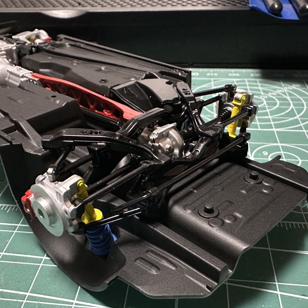 rx08se3p's tweet photo. #これを見た人は無言で去年の5月の画像を貼る https://t.co/QhvDjTdWbc
