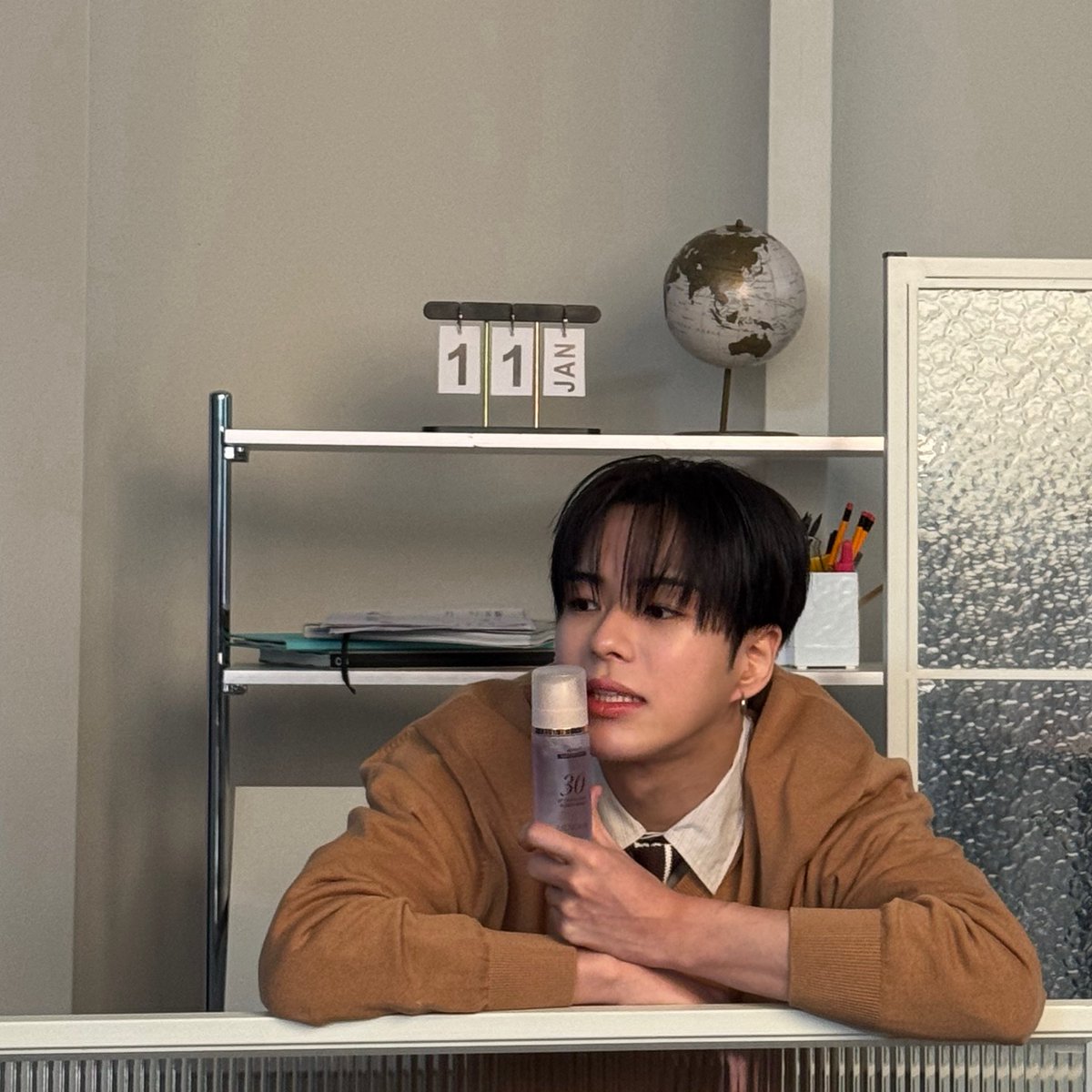 ʜɪᴍᴀᴡᴀʀɪ tweet media