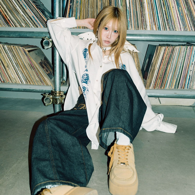 EnterShibuya's tweet photo. 【5月18日 (月) lucid】
微睡みの中で揺れる光、曖昧な輪郭、反復する低音。まるで終わらない寓話のように、現実と幻想の境界は溶けていく。言葉では定義できない感覚がある。その輪郭をぜひ体感してほしい。
https://t.co/ZWyssiHc9Q https://t.co/GDGiaf0mXh