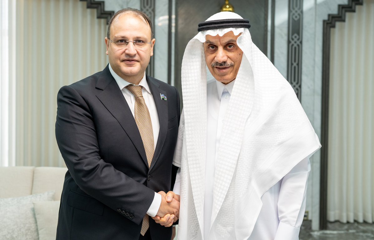 IsDB Group tweet media