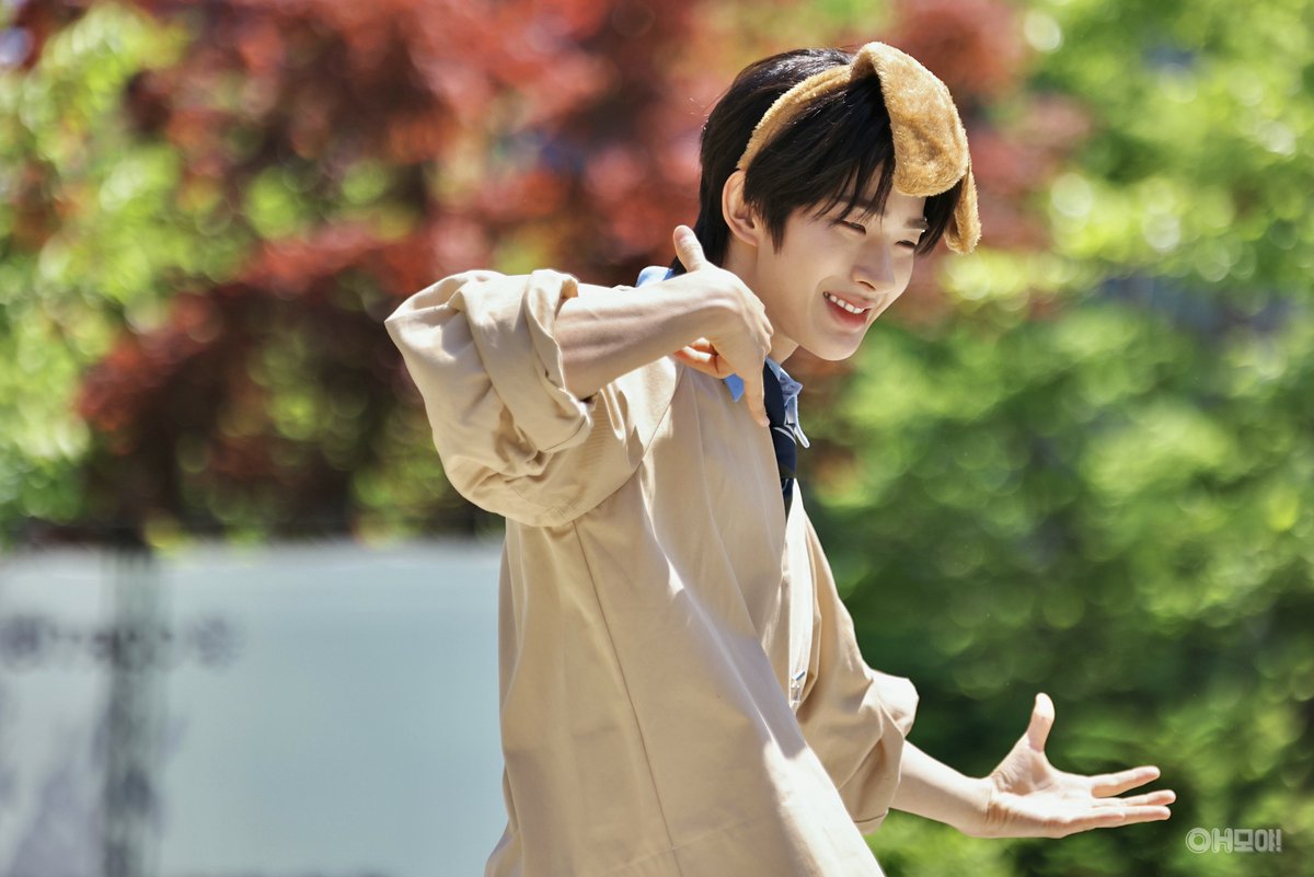 260509 MINI FM 2 I hope you can enjoy performing like this forever