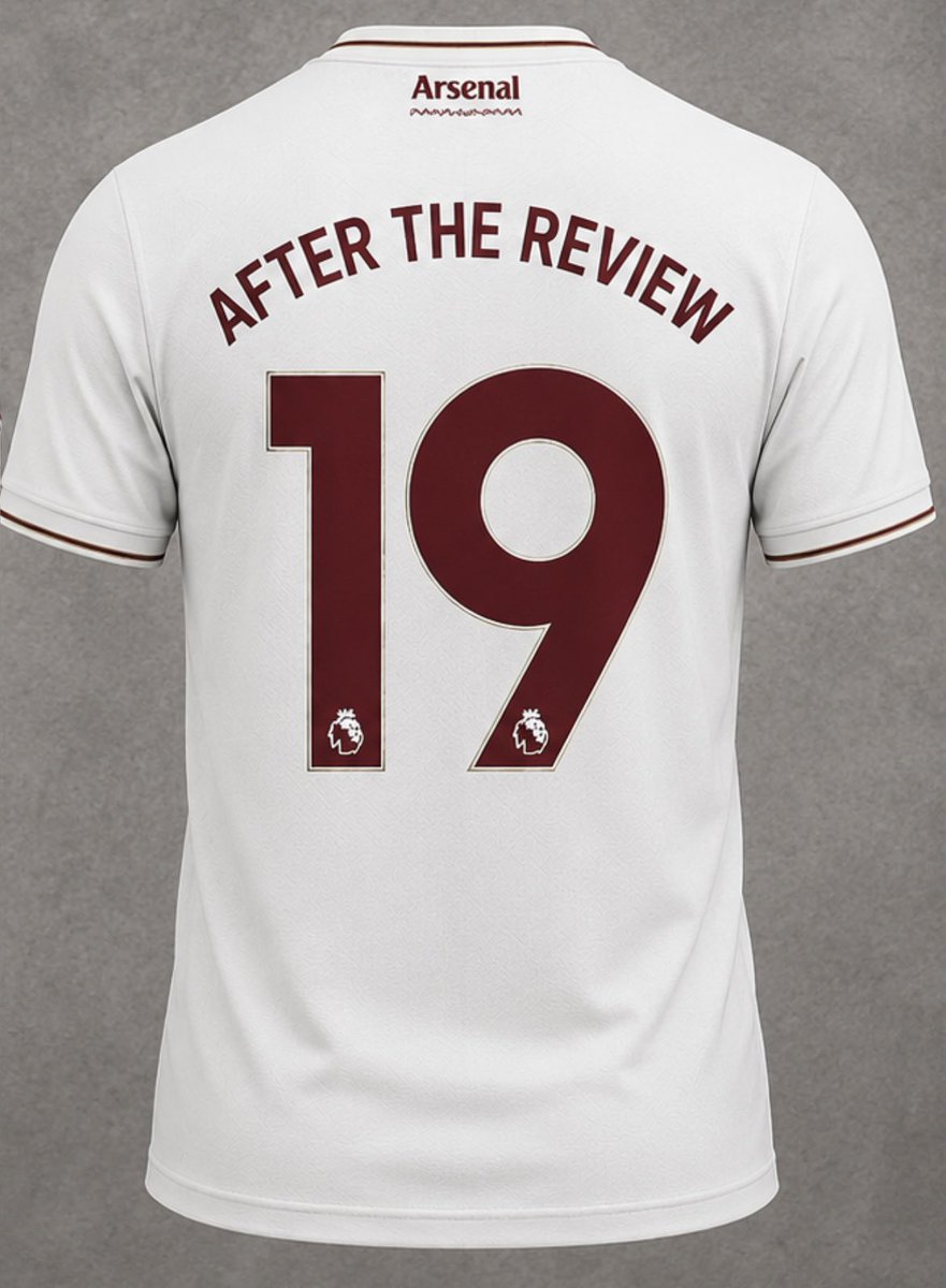 itsjeep7's tweet photo. Arsenal fans around the globe the best and sweetest words were after the review West Ham no19 committed the foul.
Afrocinema continues…#arsenal #COYG https://t.co/qhbXuT83R4