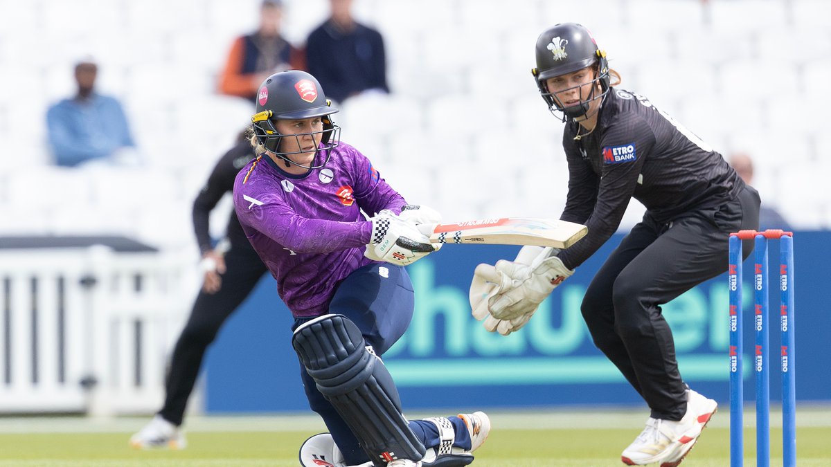 EssexWomen's tweet photo. Tuesday: Highest List-A score - 74* 🆚 Surrey Women
Wednesday: New Contract until 2028

It's been a special 24 hours for Flo Miller! 🤩

🦅 #FlyLikeAnEagle https://t.co/Mh7i7lnFd7