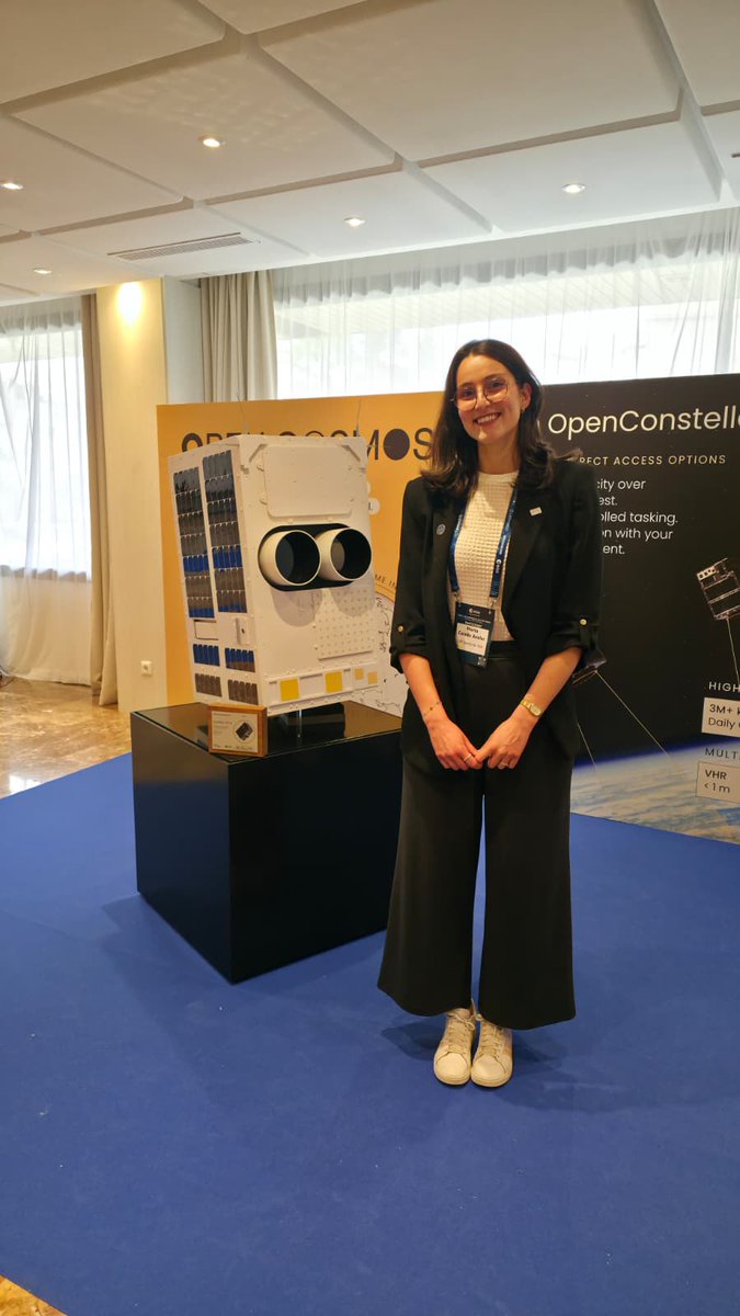 ejrquartz's tweet photo. 💃🏽Our EO editor Marta is in Seville for the 3rd @esa #CommEO.🌍The forum connects startups, investors and innovators to turn #EarthObservation data into impact.🎤
🤝While there, Marta's catching up with the InCubed team and supporting comms for Φ-lab/InCubed.📸 @ESA_CommGateway https://t.co/b6K1gXUWNZ