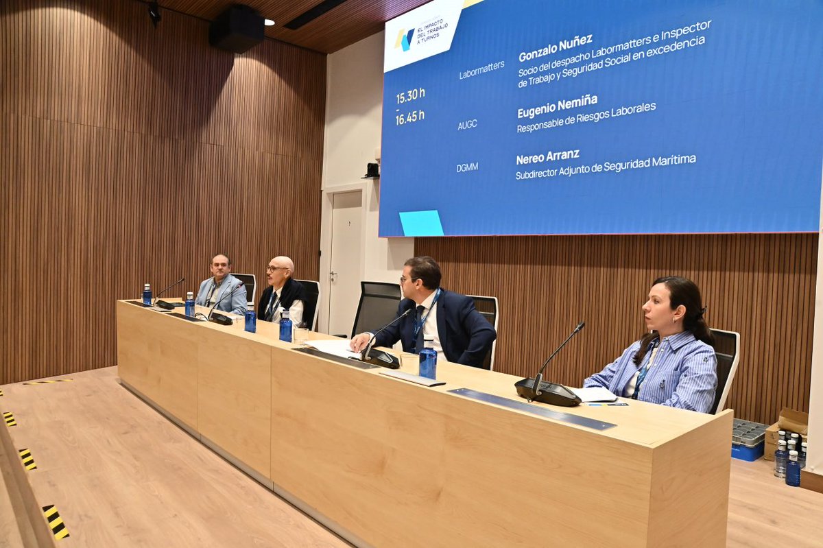 USCAnet's tweet photo. La fatiga no es una opción, es un riesgo de seguridad aérea ✈️🛑
     El trabajo a turnos y la nocturnidad no son solo una "característica del puesto"; son factores críticos que impactan directamente en la salud del controlador y, por extensión, en la seguridad de cada vuelo. 
Tras la reciente jornada en Madrid sobre el impacto de los turnos, desde USCA reafirmamos nuestra postura:
1️⃣ La salud no es negociable 🩺
La evidencia científica es clara: la disrupción de los ritmos circadianos aumenta el riesgo de fatiga crónica, problemas cardiovasculares y trastornos del sueño. No podemos normalizar el agotamiento como parte del uniforme.
2️⃣ Rendimiento y Seguridad 🛡️
En una profesión donde el "error cero" es el único estándar aceptable, la gestión de la fatiga debe ser una prioridad operativa. Un controlador fatigado es un riesgo sistémico. Necesitamos sistemas de gestión de riesgos de fatiga (FRMS) basados en datos reales, no solo en cuadrantes teóricos.
3️⃣ Envejecimiento y Vida Útil ⏳
El impacto acumulado de décadas de turnos exige medidas de protección específicas para los controladores veteranos. El paso de los años agrava la dificultad de recuperación, y el sistema debe permitir una salida digna o adaptaciones de jornada que no penalicen al profesional.
4️⃣ Conciliación Real 🏠
El trabajo a turnos no debe ser una barrera insalvable para la vida familiar y social. Reivindicamos turnos más humanos, predecibles y que permitan el descanso efectivo necesario para mantener los niveles de alerta que exige el control del espacio aéreo.
▶️ Conclusiones:
Agradecemos a los expertos su participación en esta jornada. Sus conclusiones refuerzan nuestra lucha: proteger la salud del controlador es la mejor inversión en seguridad aérea. Seguiremos trabajando para que la normativa evolucione hacia un modelo que priorice el bienestar humano sobre la optimización estadística.
#ControladoresAéreos #SeguridadAérea #SaludLaboral #USCA #TrabajoATurnos #Fatiga
👇
https://t.co/BQBv7nCGFv